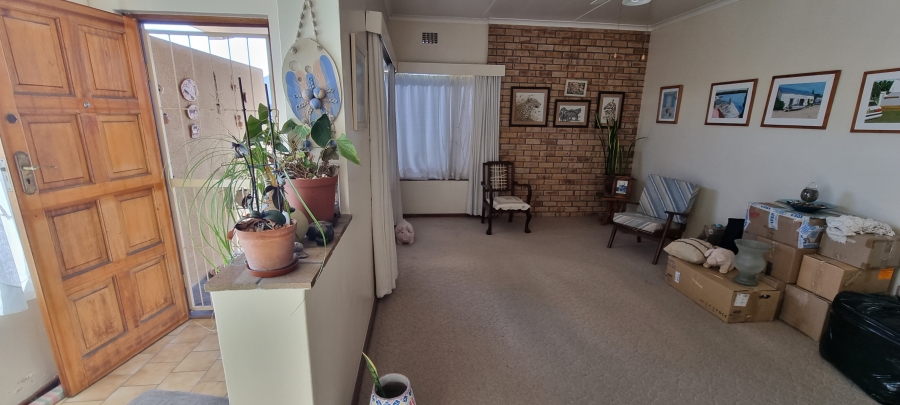 4 Bedroom Property for Sale in Strand North Western Cape